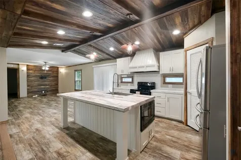 577 Winding River Road Oakhurst TX 77364