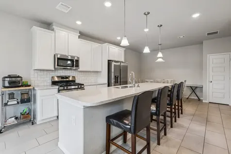 7333 Hinsdale Drive Pasadena TX 77505