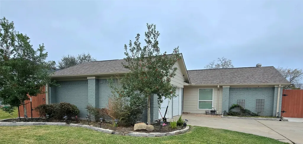3106 Mariner Drive League City TX 77573