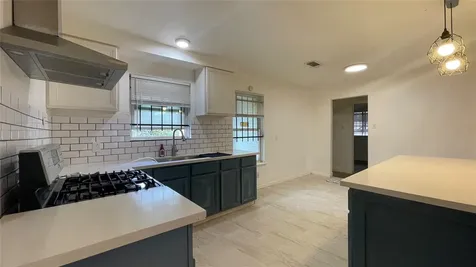 3819 Botany Lane Houston TX 77047