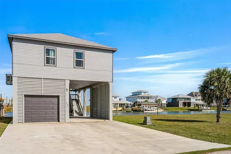 2005 Nelson Street Port Bolivar TX 77650