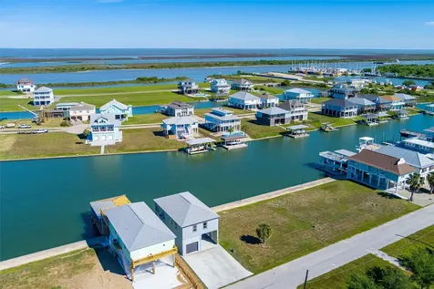 2005 Nelson Street Port Bolivar TX 77650
