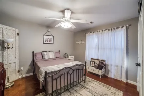 2259 Cr 325 Sabinal TX 78881