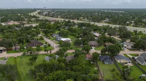 211 Magnolia Street Lake Jackson TX 77566