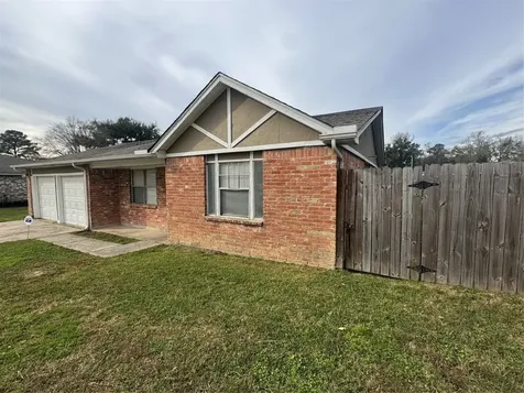 8723 Valley Meadow Drive Houston TX 77078