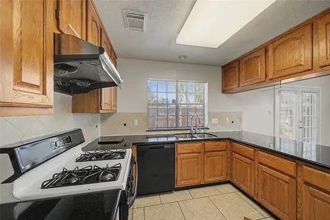 3326 Sturbridge Lane Sugar Land TX 77479