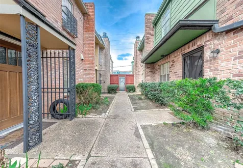 5532 Beverly Hill Street 1 Houston TX 77056