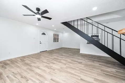 5532 Beverly Hill Street 1 Houston TX 77056