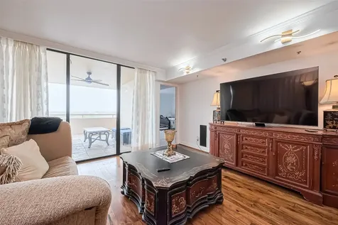 3525 Sage Road 1517 Houston TX 77056