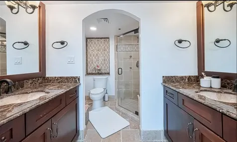 3525 Sage Road 1517 Houston TX 77056