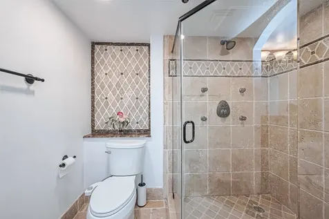 3525 Sage Road 1517 Houston TX 77056