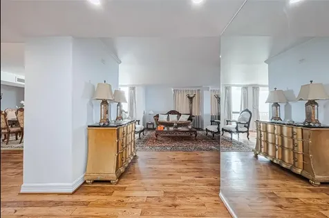 3525 Sage Road 1517 Houston TX 77056
