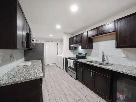 9616 Long Point Road 47 Houston TX 77055