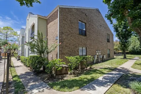 6602 Harbor Town Drive 1207 Houston TX 77036