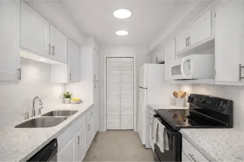 6602 Harbor Town Drive 1207 Houston TX 77036