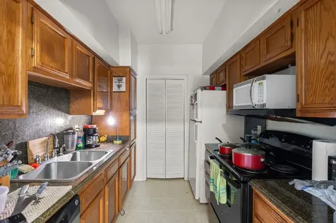 6602 Harbor Town Drive 1207 Houston TX 77036