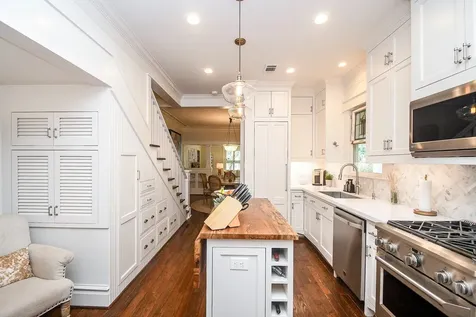 209 E Woodland Street Houston TX 77009