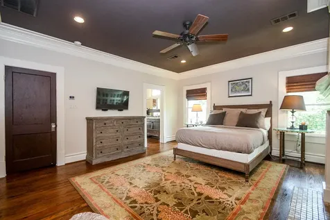 209 E Woodland Street Houston TX 77009