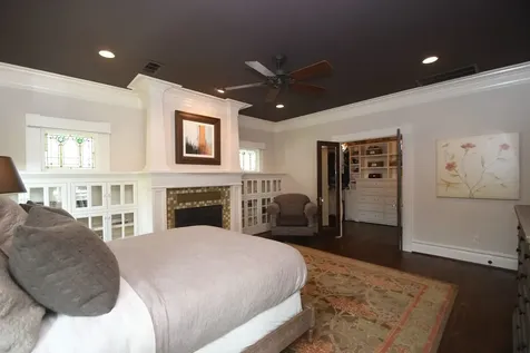 209 E Woodland Street Houston TX 77009