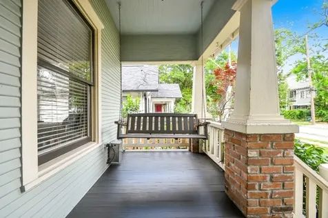 209 E Woodland Street Houston TX 77009