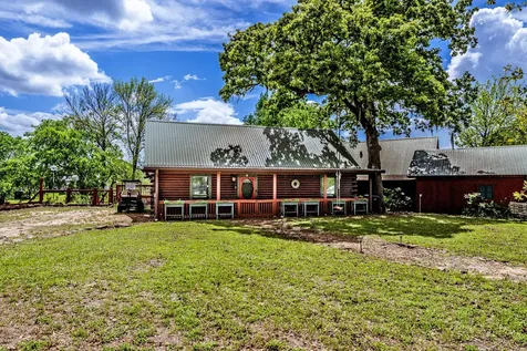 23 Hunters Creek Drive Huntsville TX 77340