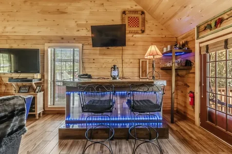 23 Hunters Creek Drive Huntsville TX 77340