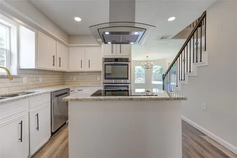 8206 Tiger Lane Houston TX 77040