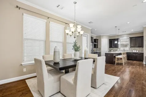 1031 W 21st Street B Houston TX 77008