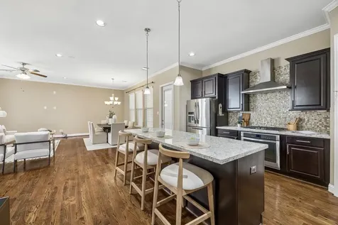 1031 W 21st Street B Houston TX 77008