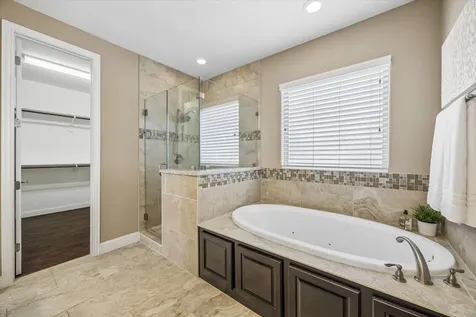 1031 W 21st Street B Houston TX 77008