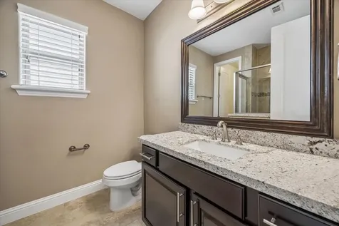 1031 W 21st Street B Houston TX 77008