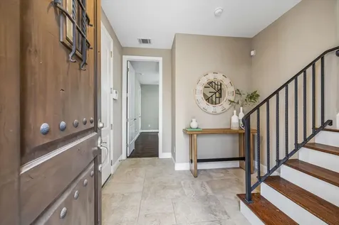 1031 W 21st Street B Houston TX 77008