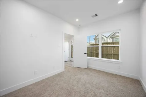 6735 Peerless Street C Houston TX 77021