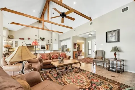 235 Island Drive Livingston TX 77351