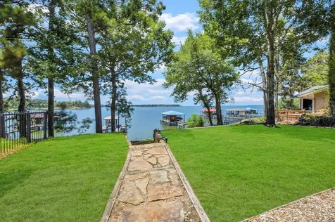 235 Island Drive Livingston TX 77351