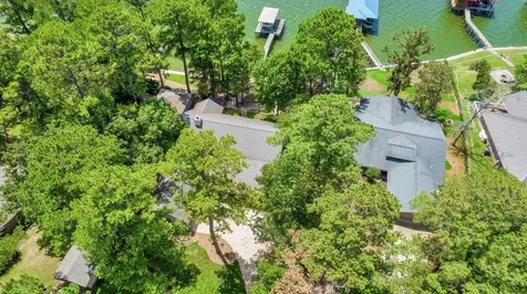 235 Island Drive Livingston TX 77351