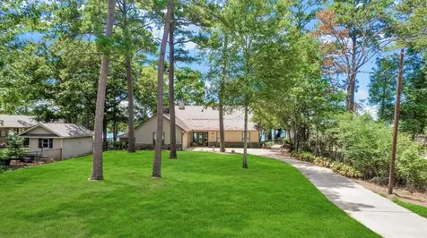 235 Island Drive Livingston TX 77351