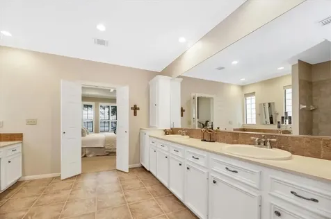 235 Island Drive Livingston TX 77351