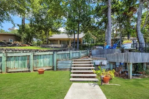 235 Island Drive Livingston TX 77351