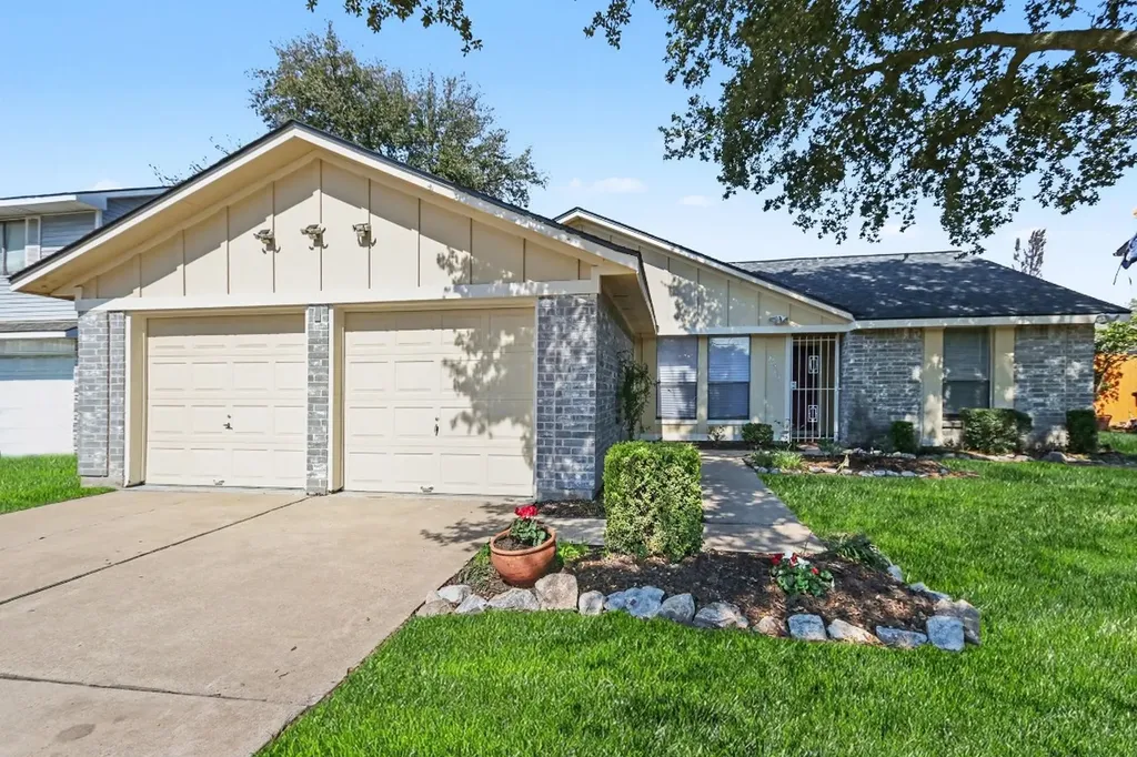 6810 Casablanca Drive Houston TX 77088