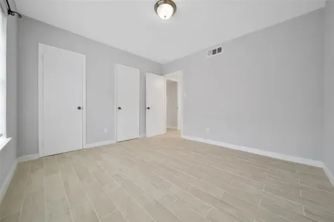 2822 Briarhurst Drive 45 Houston TX 77057