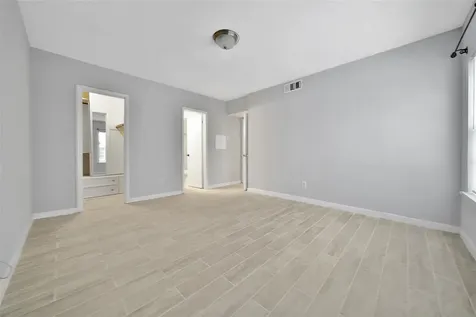 2822 Briarhurst Drive 45 Houston TX 77057