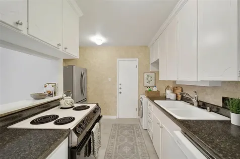 2822 Briarhurst Drive 45 Houston TX 77057