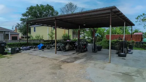 2940 Sadler Street Houston TX 77093