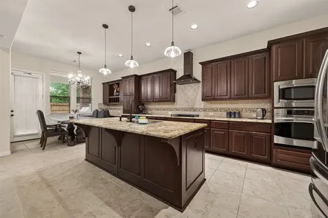 6935 Tiedmann Park Way Sugar Land TX 77479