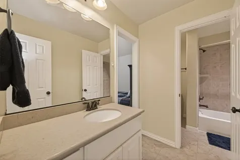 6935 Tiedmann Park Way Sugar Land TX 77479