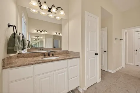 6935 Tiedmann Park Way Sugar Land TX 77479