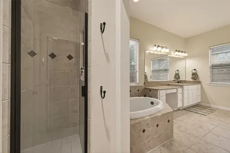 6935 Tiedmann Park Way Sugar Land TX 77479