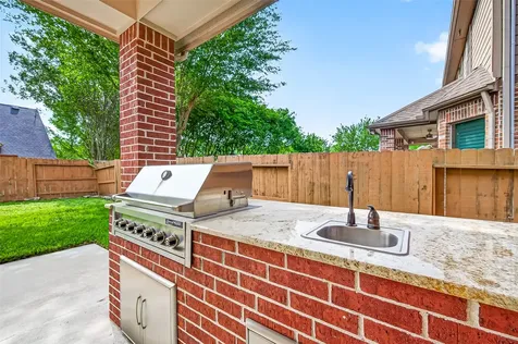 6935 Tiedmann Park Way Sugar Land TX 77479
