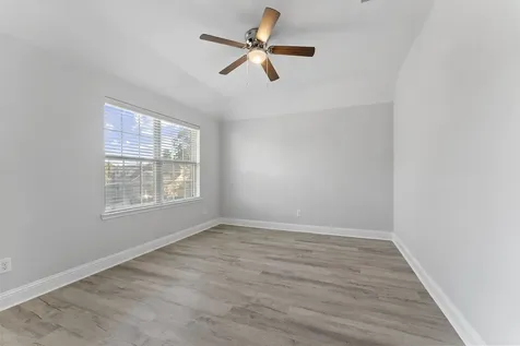 122 Wood Drake Place Tomball TX 77375